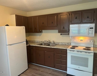 2301 Keith Drive - Photo Thumbnail 2
