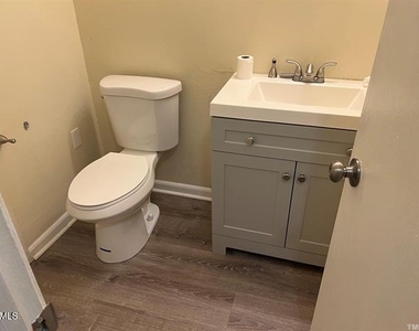2301 Keith Drive - Photo Thumbnail 8