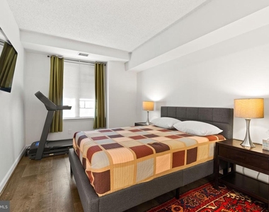 1080 Wisconsin Avenue Nw - Photo Thumbnail 18