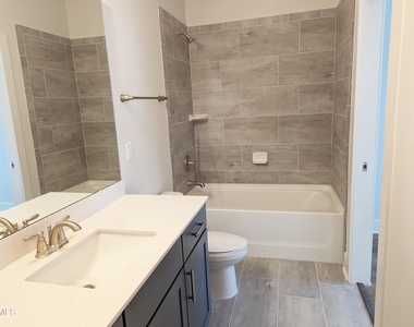 701 Grant Street - Photo Thumbnail 16