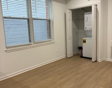 1447 Chapin Street Nw - Photo Thumbnail 5