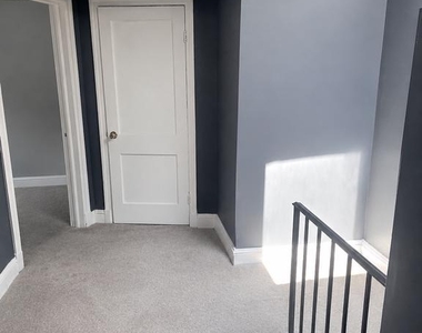 4212 Clay Street Ne - Photo Thumbnail 11