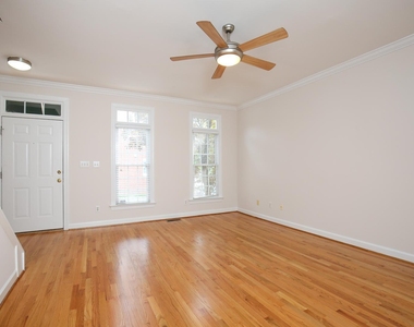710 Parkham Lane - Photo Thumbnail 7