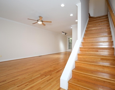 710 Parkham Lane - Photo Thumbnail 4