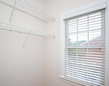 710 Parkham Lane - Photo Thumbnail 25