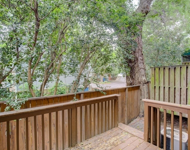 710 Parkham Lane - Photo Thumbnail 30