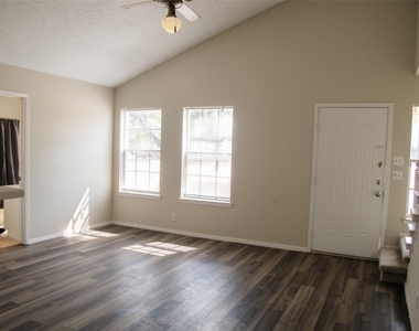 509 Algerita Dr - Photo Thumbnail 16