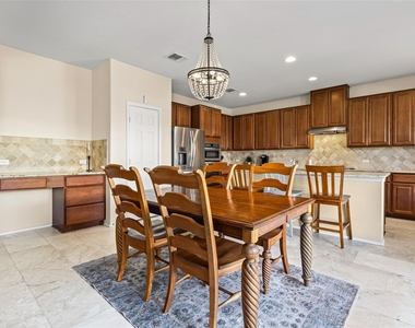 920 Autumn Sage Way - Photo Thumbnail 17