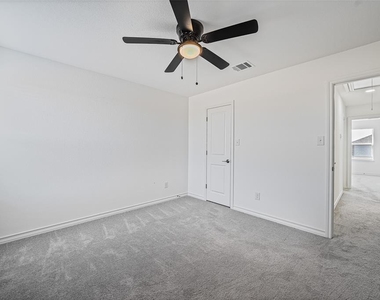 315 Doodle Ln - Photo Thumbnail 10