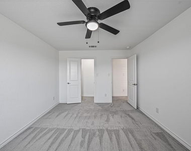 315 Doodle Ln - Photo Thumbnail 12