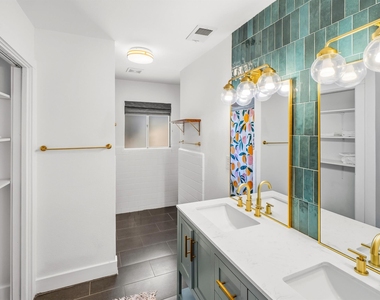 131 Dukes Dr - Photo Thumbnail 14