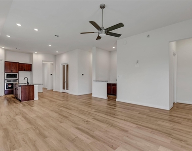 15342 Majestic Knight Dr - Photo Thumbnail 18