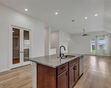 15342 Majestic Knight Dr - Photo Thumbnail 11
