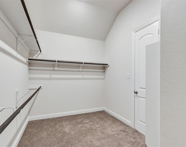 15342 Majestic Knight Dr - Photo Thumbnail 30