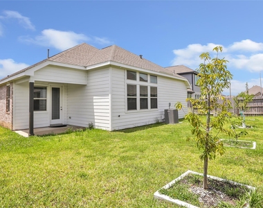 15342 Majestic Knight Dr - Photo Thumbnail 32