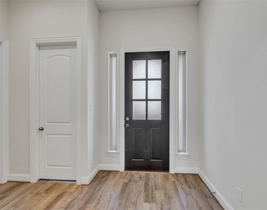 15342 Majestic Knight Dr - Photo Thumbnail 4