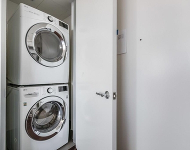 301 West Ave - Photo Thumbnail 7