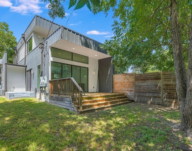3801 Grayson Ln - Photo Thumbnail 16