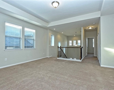 3240 E Whitestone Blvd - Photo Thumbnail 19