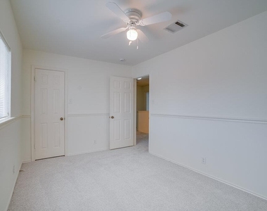 12920 Latchwood Ln - Photo Thumbnail 13