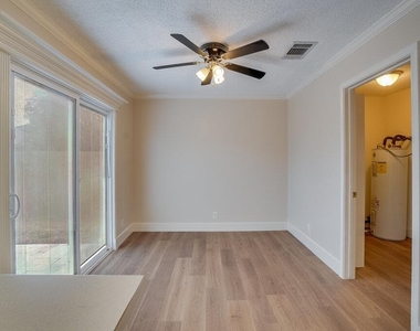 12920 Latchwood Ln - Photo Thumbnail 4