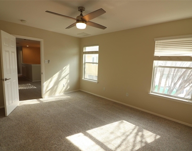 1306 Davis Mountain Loop - Photo Thumbnail 18