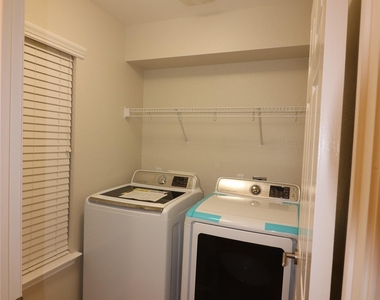 1306 Davis Mountain Loop - Photo Thumbnail 28