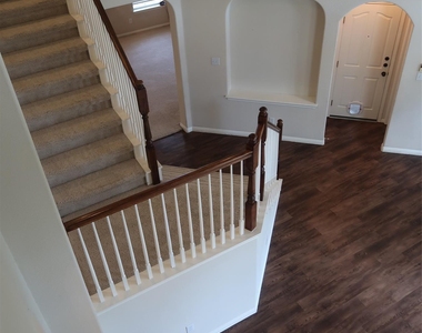 2915 Briona Wood Ln - Photo Thumbnail 28