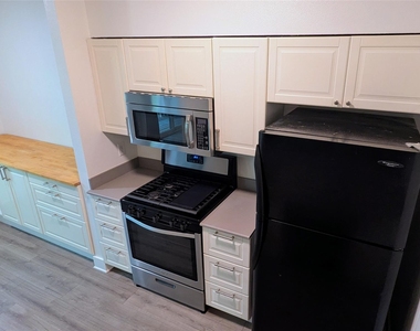 3839 Dry Creek Dr - Photo Thumbnail 10