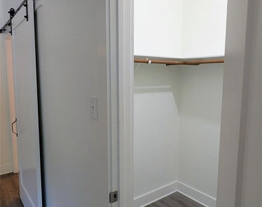 3839 Dry Creek Dr - Photo Thumbnail 14