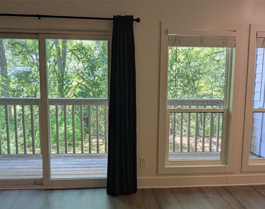 3839 Dry Creek Dr - Photo Thumbnail 4