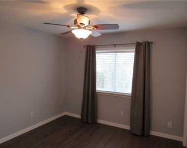 12811 Magnolia Mound Trl - Photo Thumbnail 16