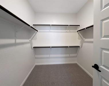2725 Woodall Dr - Photo Thumbnail 27