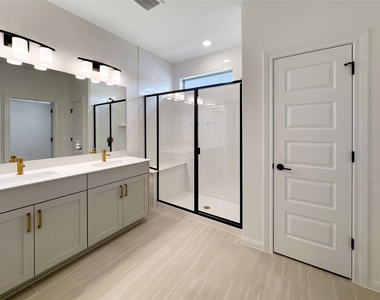 2725 Woodall Dr - Photo Thumbnail 33
