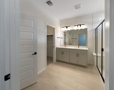 2725 Woodall Dr - Photo Thumbnail 29