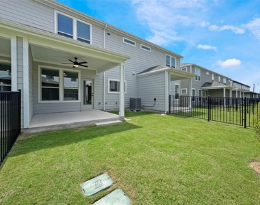2725 Woodall Dr - Photo Thumbnail 35