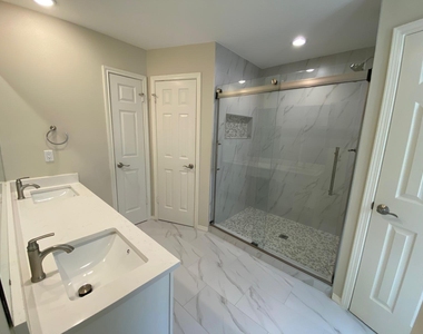 6606 Shiner St - Photo Thumbnail 12