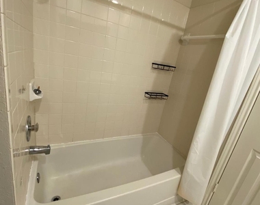 6606 Shiner St - Photo Thumbnail 18