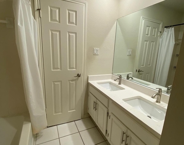 6606 Shiner St - Photo Thumbnail 17