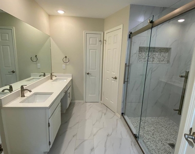 6606 Shiner St - Photo Thumbnail 11