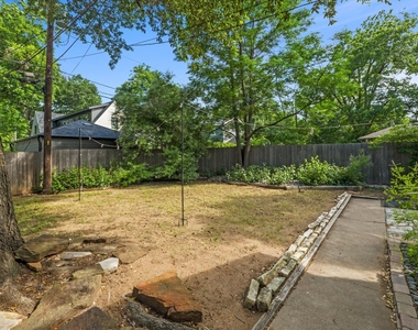3206 Kerbey Ln - Photo Thumbnail 28