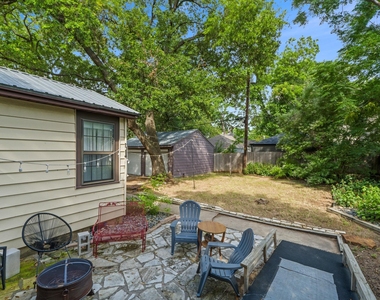 3206 Kerbey Ln - Photo Thumbnail 25
