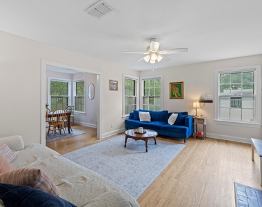 3206 Kerbey Ln - Photo Thumbnail 6