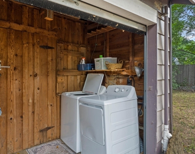 3206 Kerbey Ln - Photo Thumbnail 31