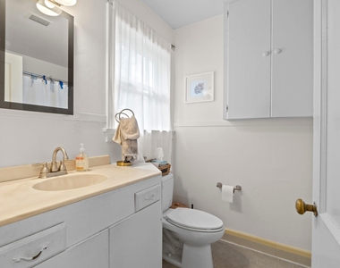 3206 Kerbey Ln - Photo Thumbnail 21