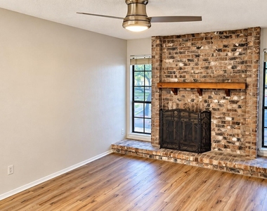 4159 Steck Ave - Photo Thumbnail 3