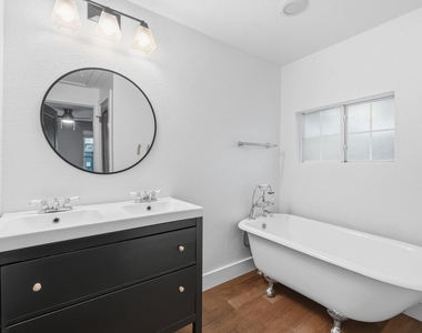 1137 Nickols Ave - Photo Thumbnail 12