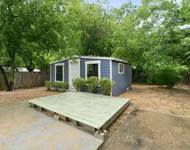 1137 Nickols Ave - Photo Thumbnail 18