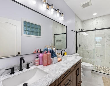 158 Goertz Dr - Photo Thumbnail 11