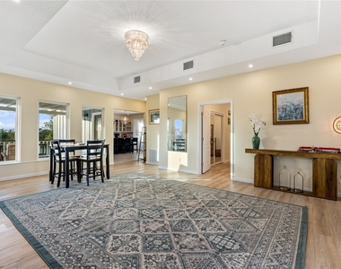 158 Goertz Dr - Photo Thumbnail 9